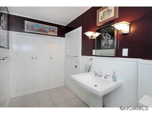 6 Laurel Avenue - Photo 6