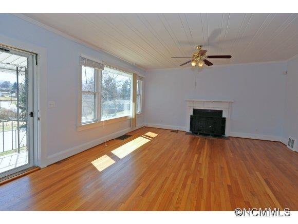 83 N. Main Street - Photo 4