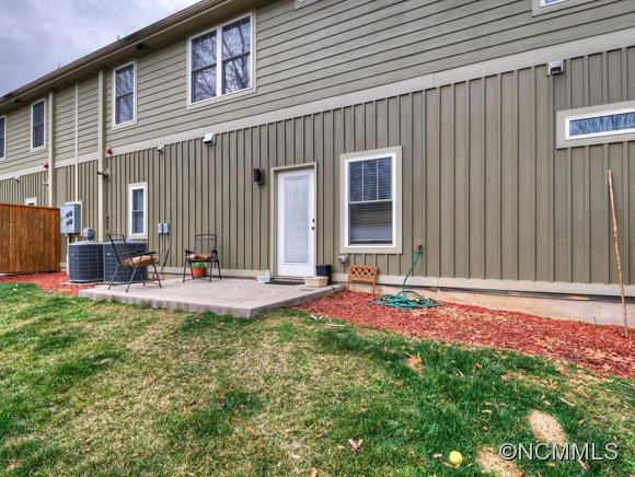 4 Roselyn Way - Photo 19