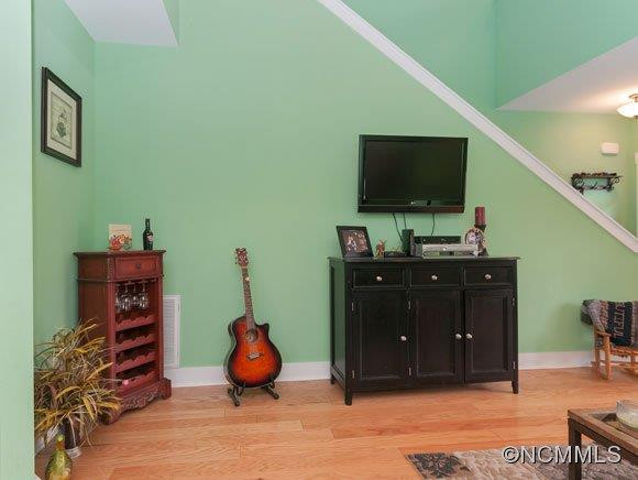4 Roselyn Way - Photo 3