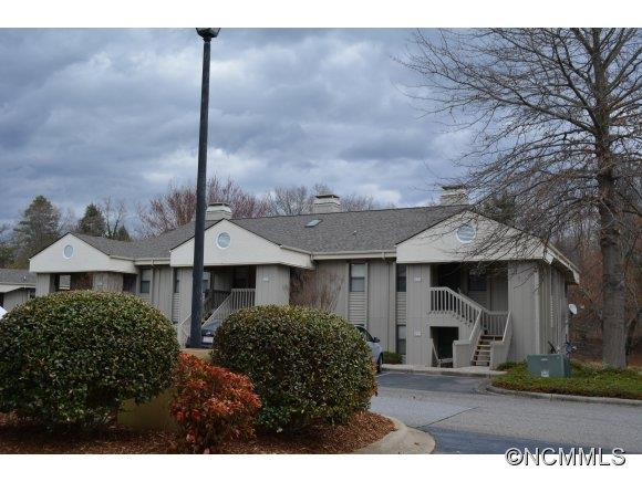 306 Abbey Circle - Photo 2