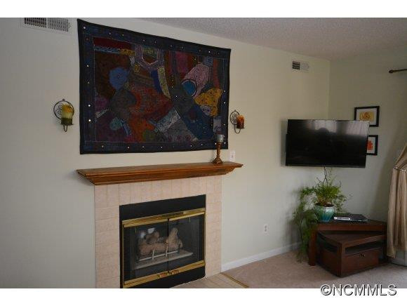 306 Abbey Circle - Photo 8