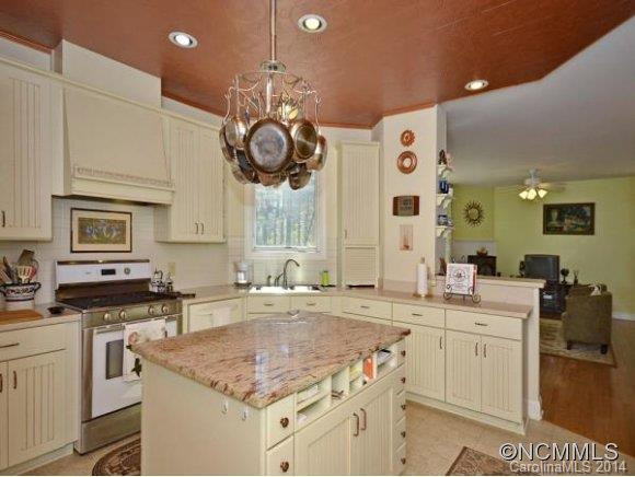 66 ABBEY LANE - Photo 11