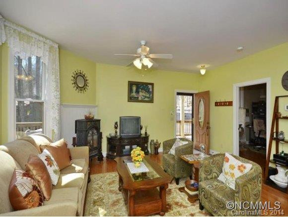 66 ABBEY LANE - Photo 4