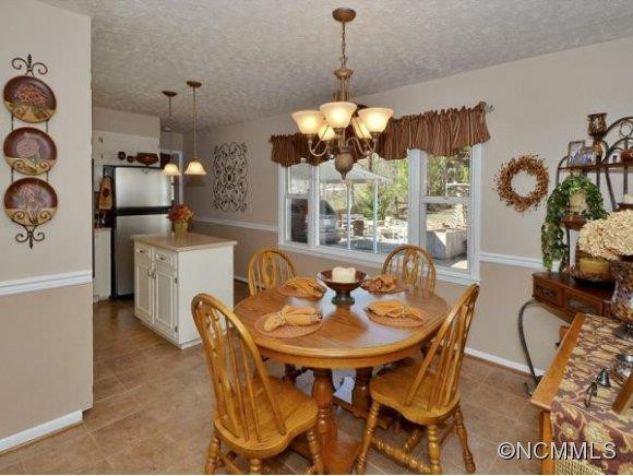1006 NEW HAW CREEK RD - Photo 12