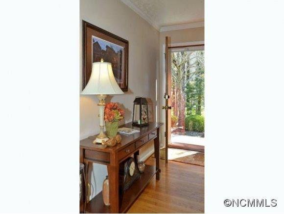 1006 NEW HAW CREEK RD - Photo 4