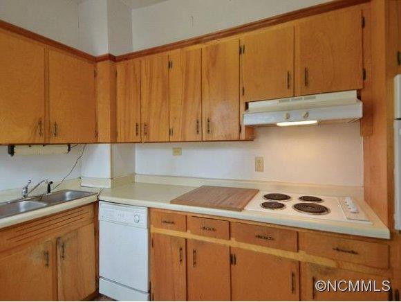 69 MADELINE AVE - Photo 4