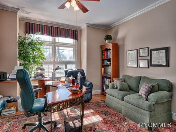 1121 Burnside Drive - Photo 15