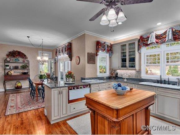 1121 Burnside Drive - Photo 8