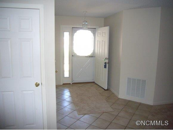 467 MOUNTAIN VIEW ROAD - Photo 4
