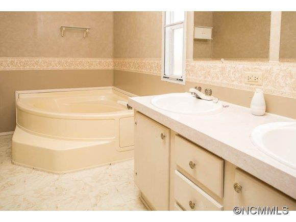 97 Misty Ridge Lane - Photo 10