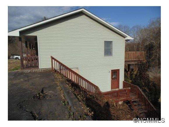4147 Turnpike Rd. - Photo 3