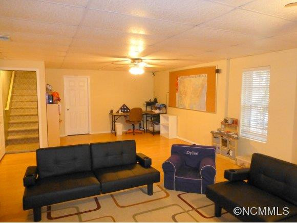 904 MILLS GAP ROAD - Photo 18