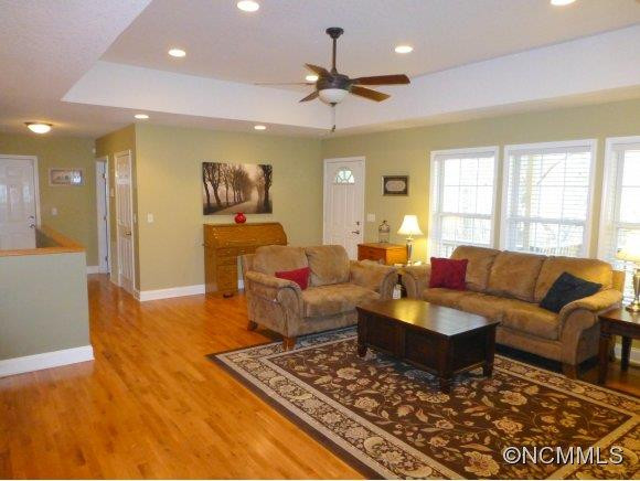 904 MILLS GAP ROAD - Photo 4