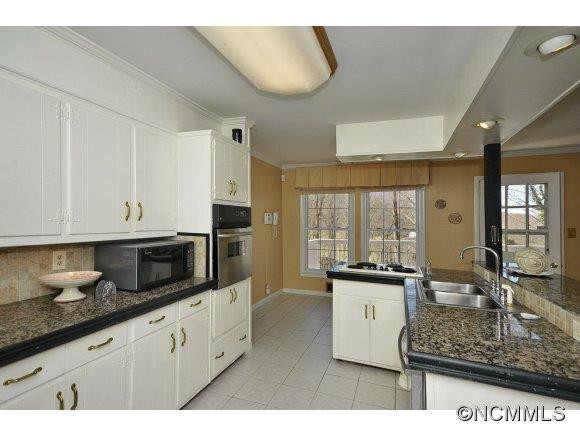 258 Brunswick Road - Photo 10