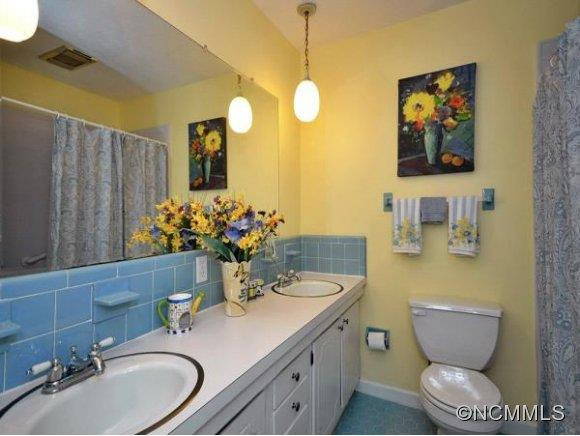 211 CASTLETON DRIVE - Photo 11