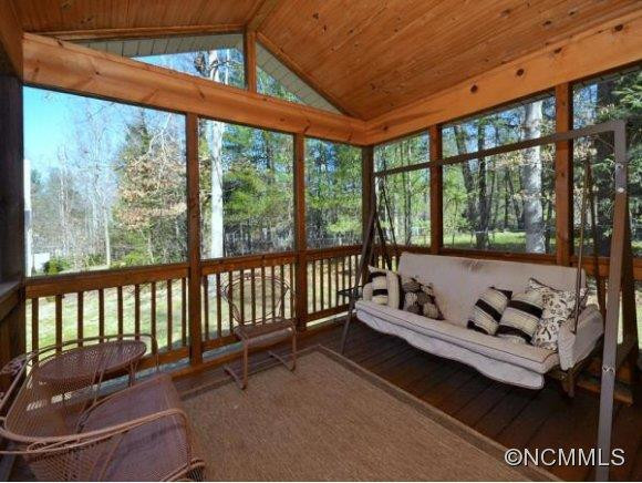 211 CASTLETON DRIVE - Photo 6