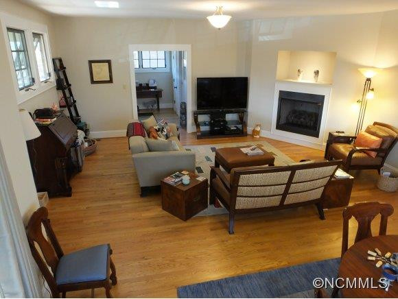 111 Montford Avenue - Photo 9