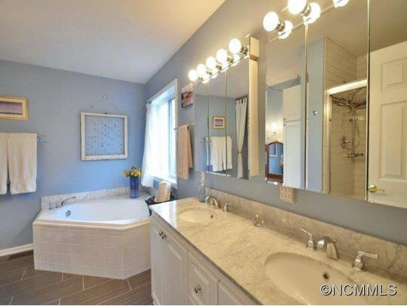 132 RAVENWOOD LANE - Photo 6