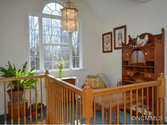 132 RAVENWOOD LANE - Photo 7