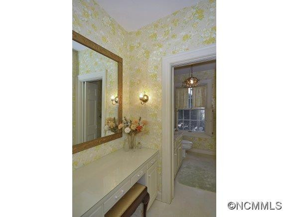 191 Waynewood Drive - Photo 14