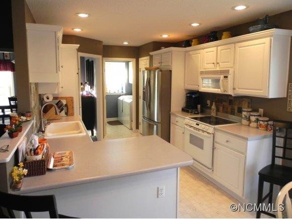 14 Lyonsgate Drive - Photo 3