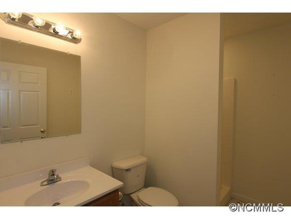 13 Pinecroft Lane - Photo 15