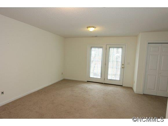 13 Pinecroft Lane - Photo 16