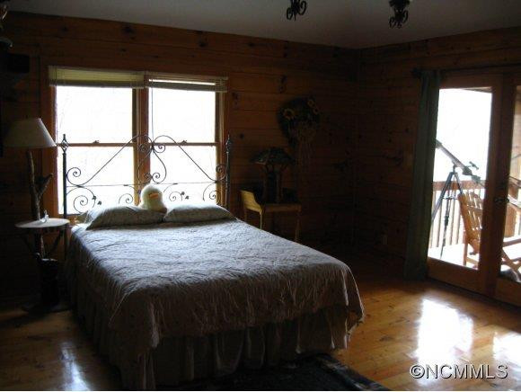 767 Wolf Laurel Drive - Photo 4
