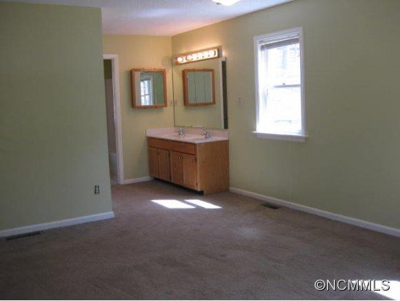 2338 Riceville Road - Photo 5
