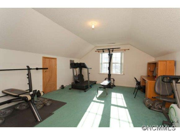 366 Glensprings Drive - Photo 15