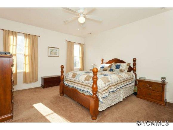 366 Glensprings Drive - Photo 8
