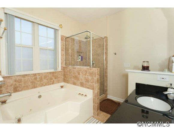 366 Glensprings Drive - Photo 9