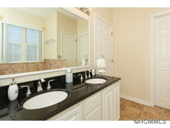 366 Glensprings Drive - Photo 10