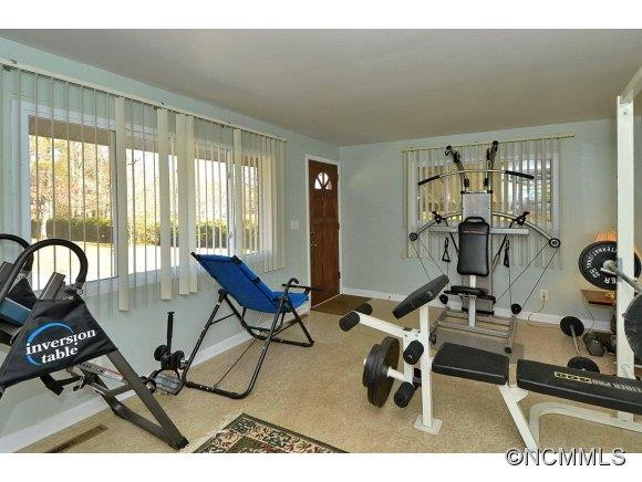 429 Brooklyn Avenue - Photo 12