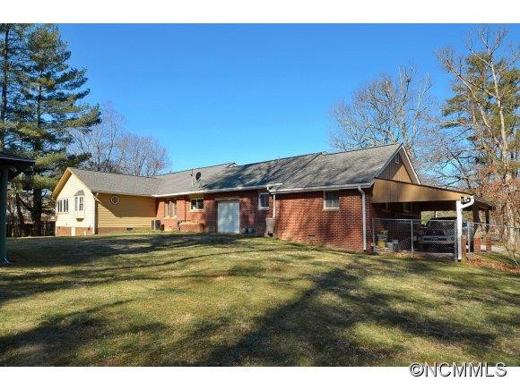 429 Brooklyn Avenue - Photo 15