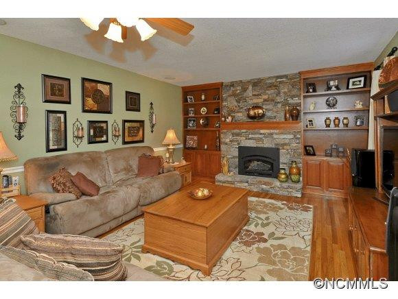 429 Brooklyn Avenue - Photo 4