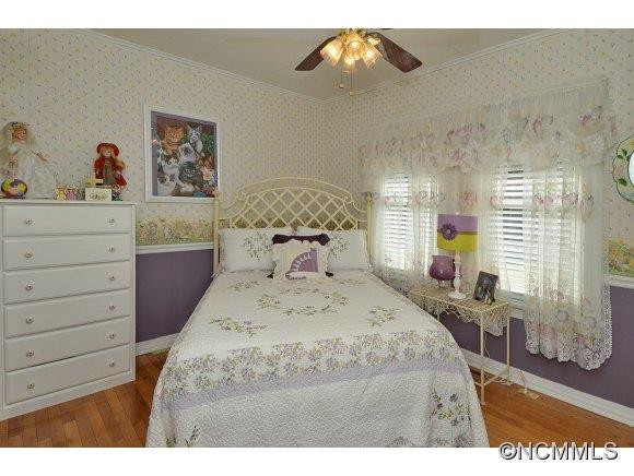 429 Brooklyn Avenue - Photo 8
