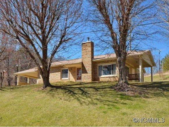 124 UPPER FLAT CREEK RD