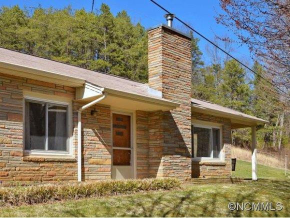 124 UPPER FLAT CREEK RD - Photo 2