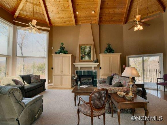 169 Deerwood Drive - Photo 3