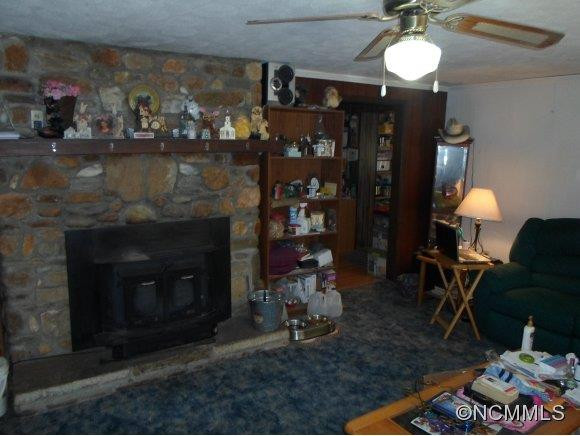 8820 Parkway Road - Photo 2