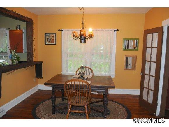 114 Hood Heights - Photo 5
