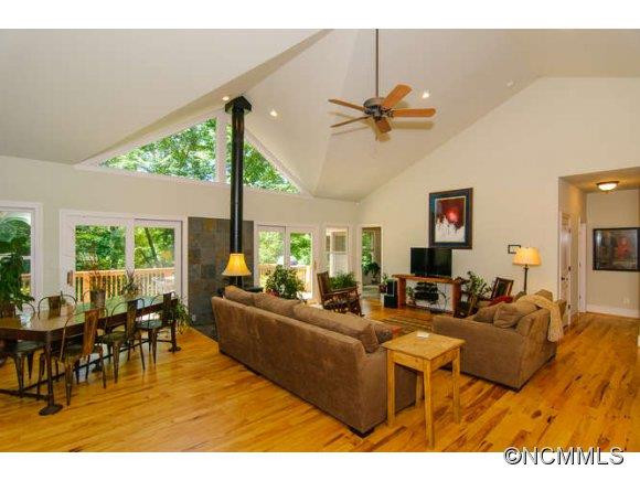 38 Rambling Ridge - Photo 2