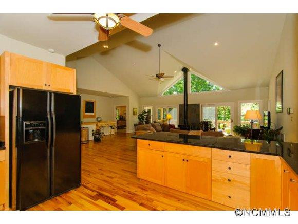 38 Rambling Ridge - Photo 8