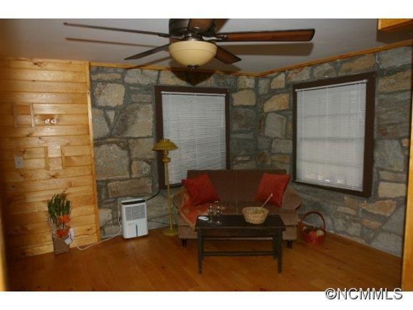45 Thomasville Lane - Photo 17