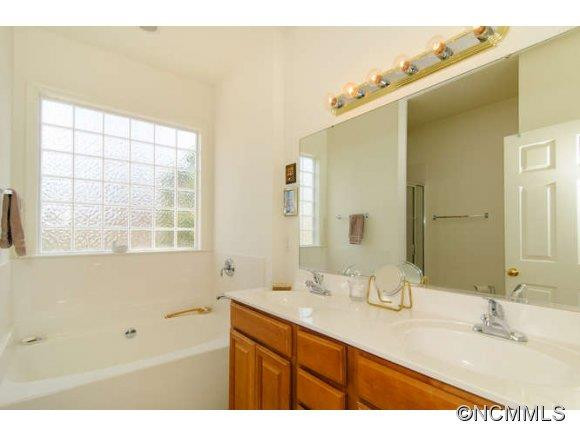 22 Groton Way - Photo 14