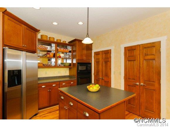 38 Wedgewood Terrace - Photo 5