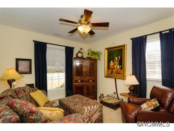 15 Halyn Lane - Photo 18
