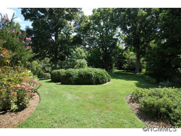111 Cambridge - Photo 21